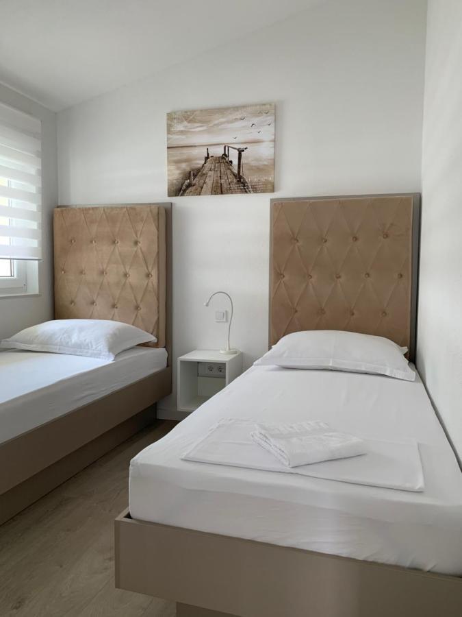Villa Luxuria Baška Voda Exterior foto