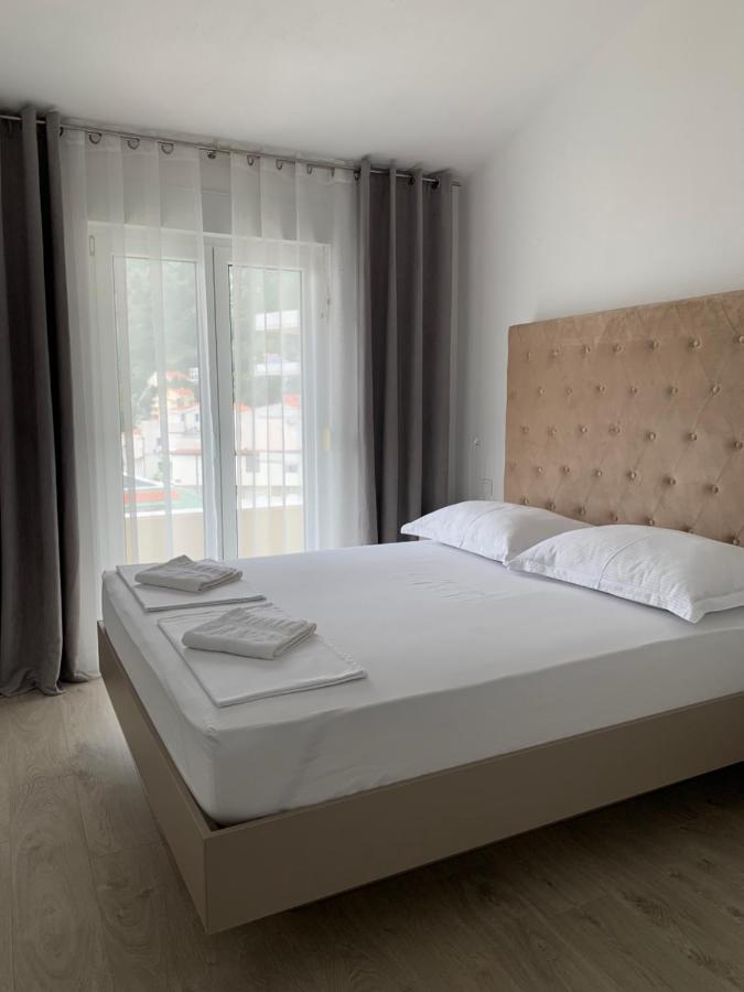 Villa Luxuria Baška Voda Exterior foto