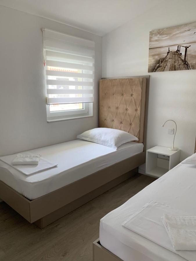 Villa Luxuria Baška Voda Exterior foto