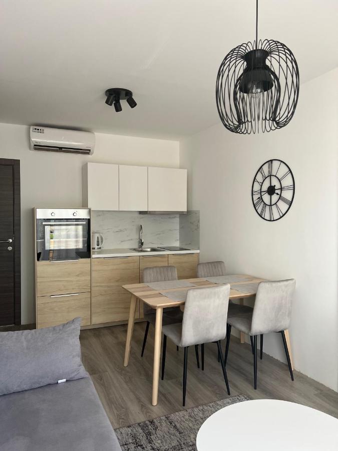 Villa Luxuria Baška Voda Exterior foto